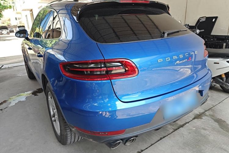 Used Porsche Macan 2017 Macan 2.0T Rear Left 45 Deg