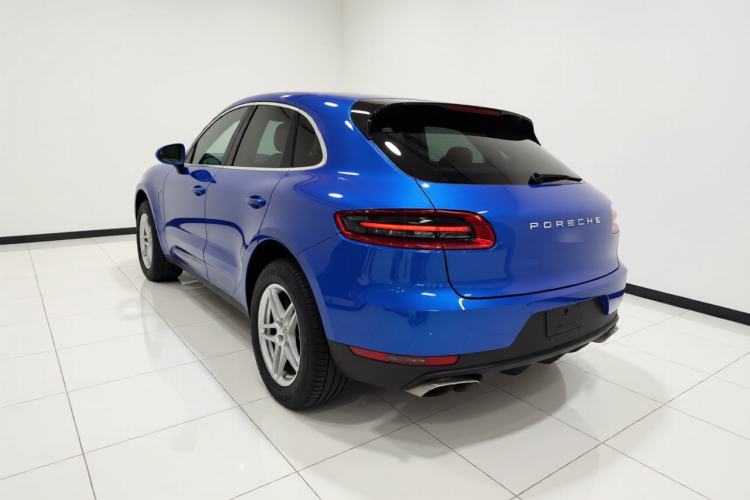 Used Porsche Macan 2017 Macan 2.0T Rear Left 45 Deg