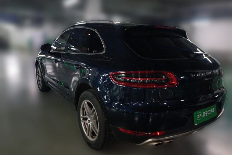 Used Porsche Macan 2017 Macan 2.0T Rear Left 45 Deg