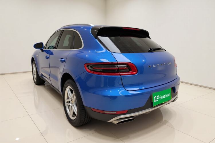 Used Porsche Macan 2017 Macan 2.0T Rear Left 45 Deg