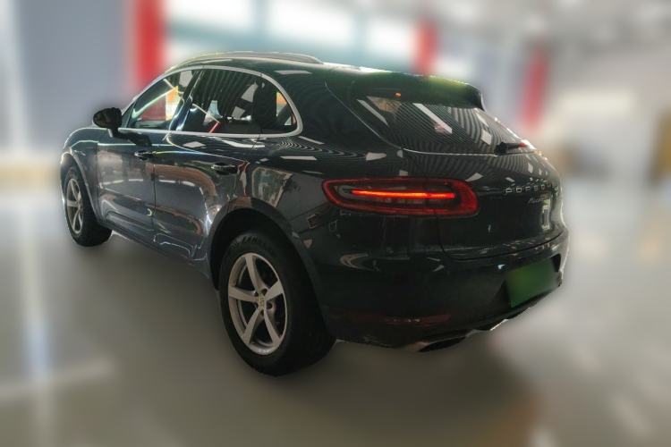 Used Porsche Macan 2017 Macan 2.0T Rear Left 45 Deg