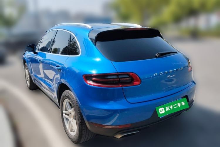 Used Porsche Macan 2017 Macan 2.0T Rear Left 45 Deg