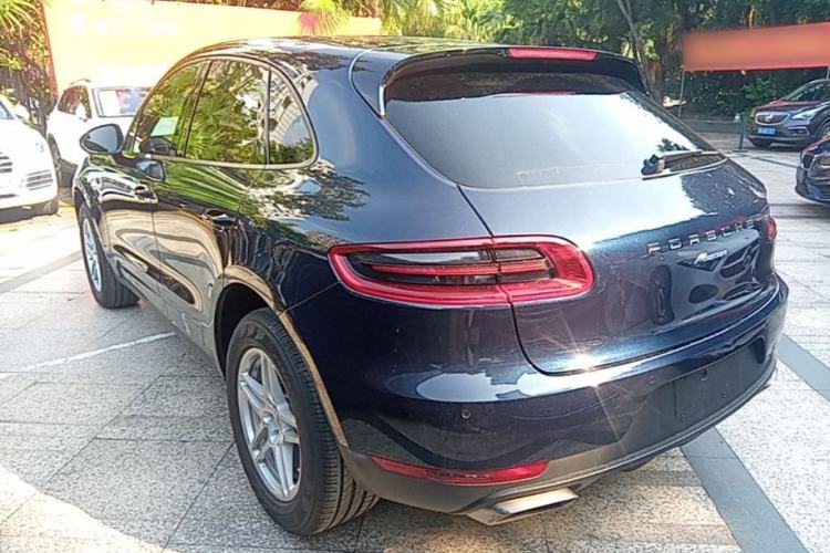 Used Porsche Macan 2017 Macan 2.0T Rear Left 45 Deg