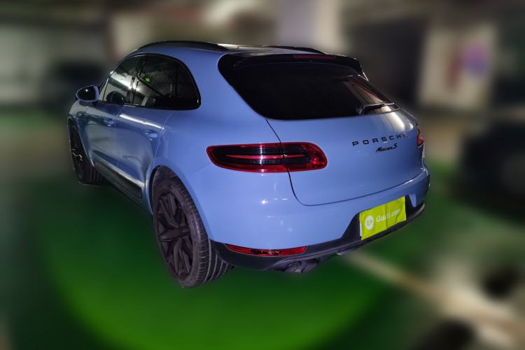 Used Porsche Macan 2017 Macan 2.0T Rear Left 45 Deg