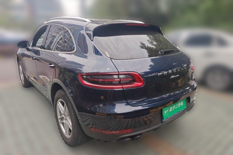 Used Porsche Macan 2017 Macan 2.0T Rear Left 45 Deg