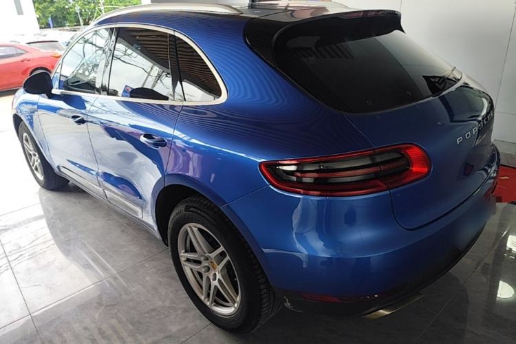 Used Porsche Macan 2017 Macan 2.0T Rear Left 45 Deg