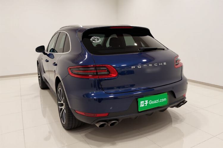 Used Porsche Macan 2017 Macan 2.0T Rear Left 45 Deg