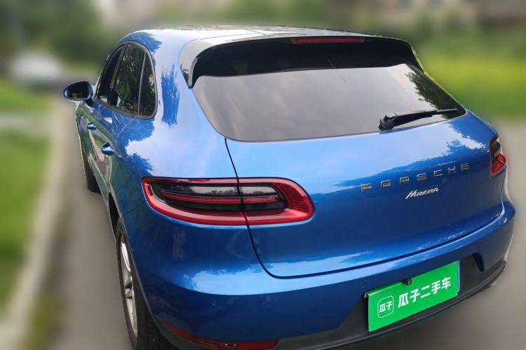 Used Porsche Macan 2017 Macan 2.0T Rear Left 45 Deg
