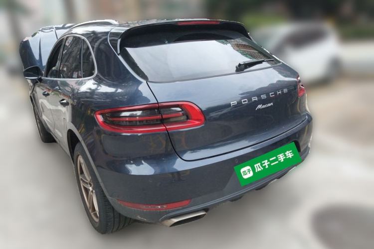 Used Porsche Macan 2017 Macan 2.0T Rear Left 45 Deg