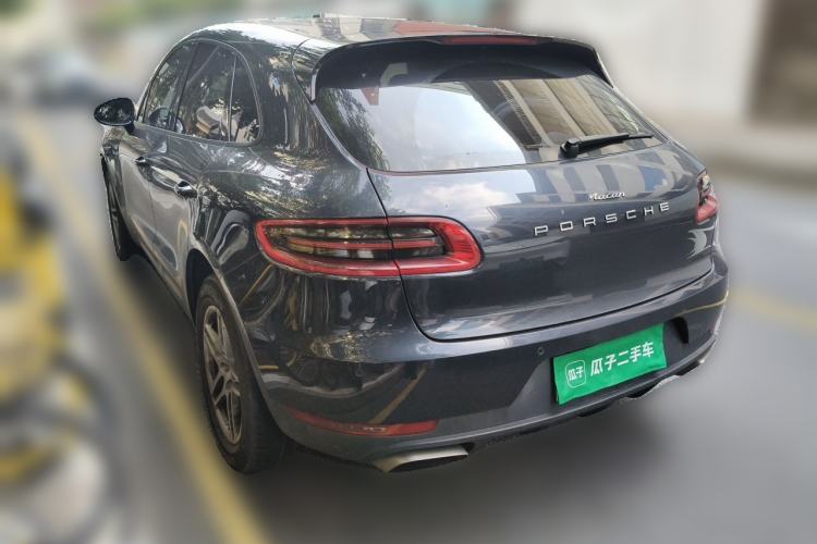 Used Porsche Macan 2017 Macan 2.0T Rear Left 45 Deg