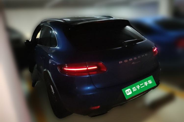 Used Porsche Macan 2017 Macan 2.0T Rear Left 45 Deg