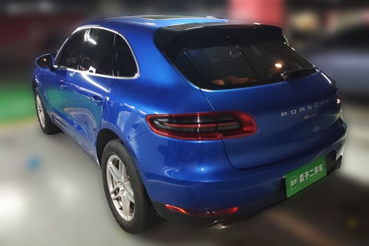 Used Porsche Macan 2017 Macan 2.0T Rear Left 45 Deg