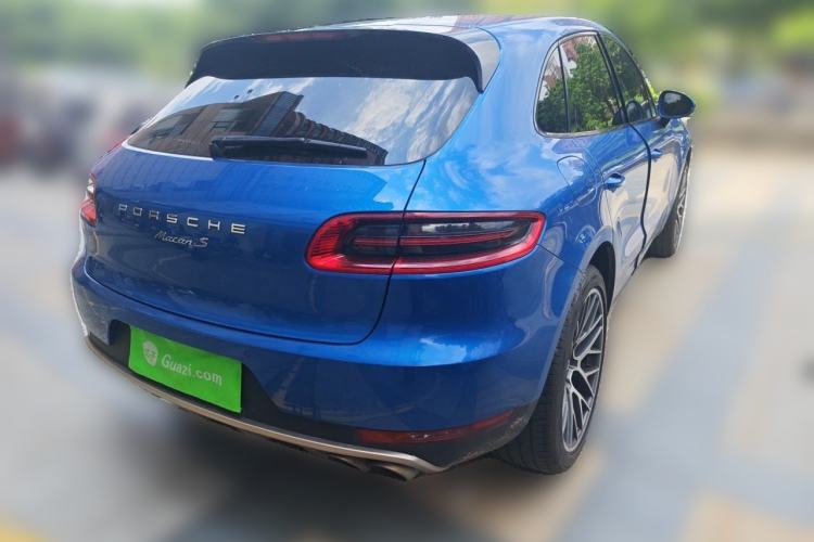 Used Porsche Macan 2017 Macan 2.0T Rear Right 45 Deg