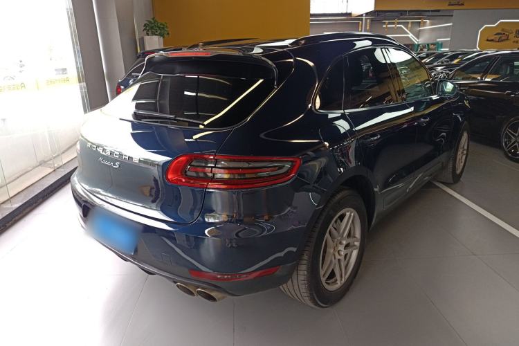 Used Porsche Macan 2017 Macan S 3.0T Rear Right 45 Deg