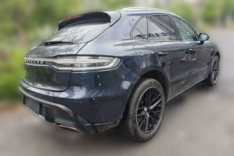 Used Porsche Macan 2017 Macan 2.0T Rear Right 45 Deg