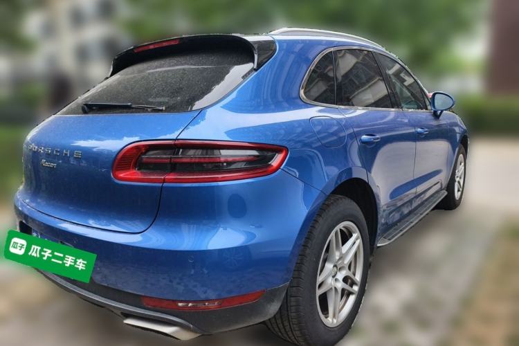 Used Porsche Macan 2017 Macan 2.0T Rear Right 45 Deg