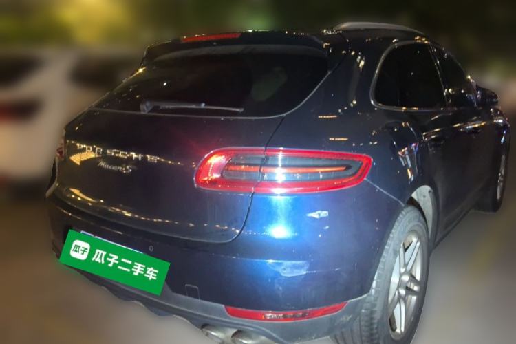 Used Porsche Macan 2017 Macan 2.0T Rear Right 45 Deg