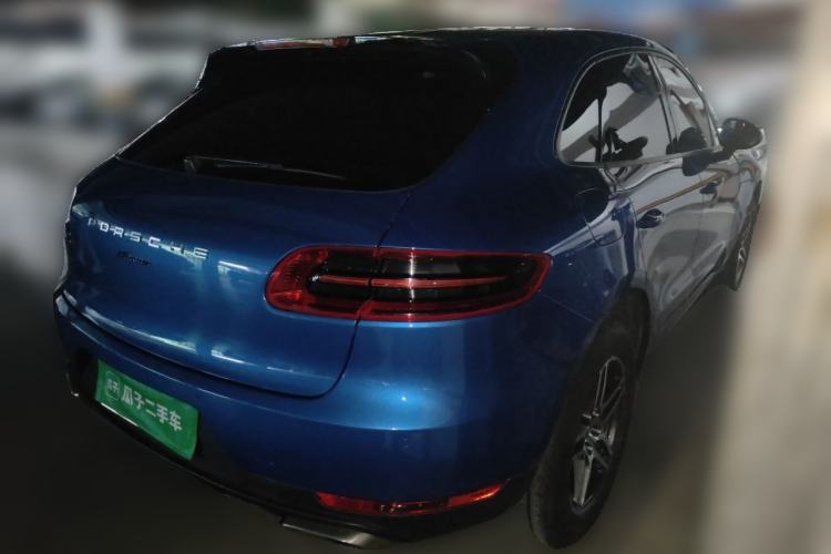 Used Porsche Macan 2017 Macan 2.0T Rear Right 45 Deg