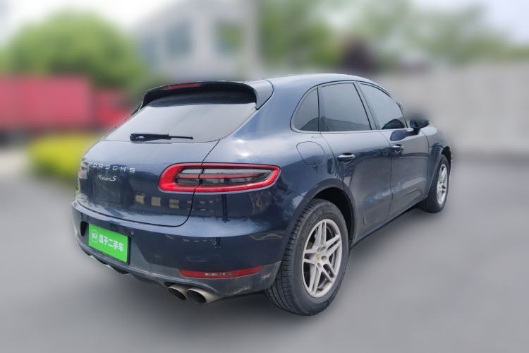 Used Porsche Macan 2017 Macan S 3.0T Rear Right 45 Deg