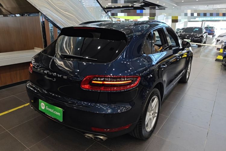 Used Porsche Macan 2017 Macan S 3.0T Rear Right 45 Deg