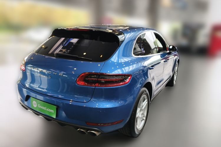 Used Porsche Macan 2017 Macan S 3.0T Rear Right 45 Deg