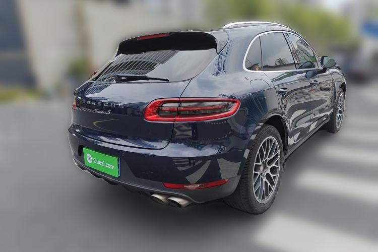 Used Porsche Macan 2017 Macan 2.0T Rear Right 45 Deg