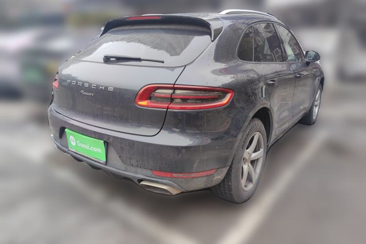Used Porsche Macan 2017 Macan 2.0T Rear Right 45 Deg