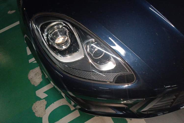 Used Porsche Macan 2017 Macan 2.0T Right Front Headlight