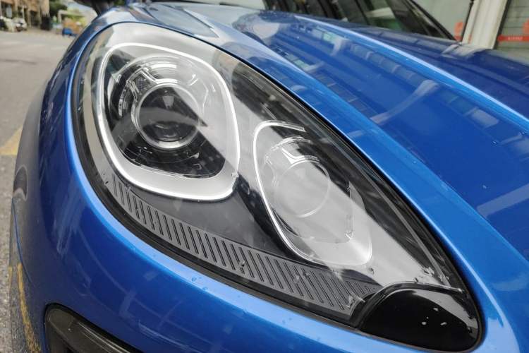 Used Porsche Macan 2017 Macan 2.0T Right Front Headlight