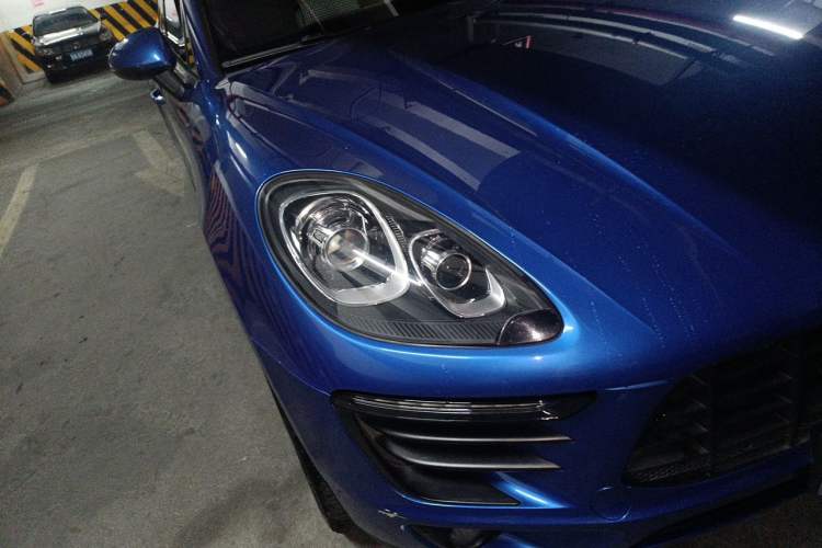 Used Porsche Macan 2017 Macan 2.0T Right Front Headlight