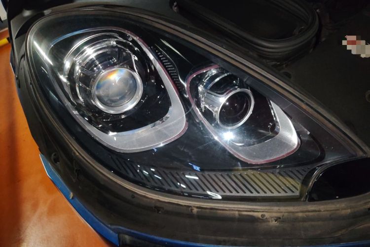 Used Porsche Macan 2017 Macan 2.0T Right Front Headlight