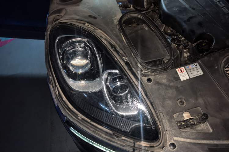 Used Porsche Macan 2017 Macan 2.0T Right Front Headlight