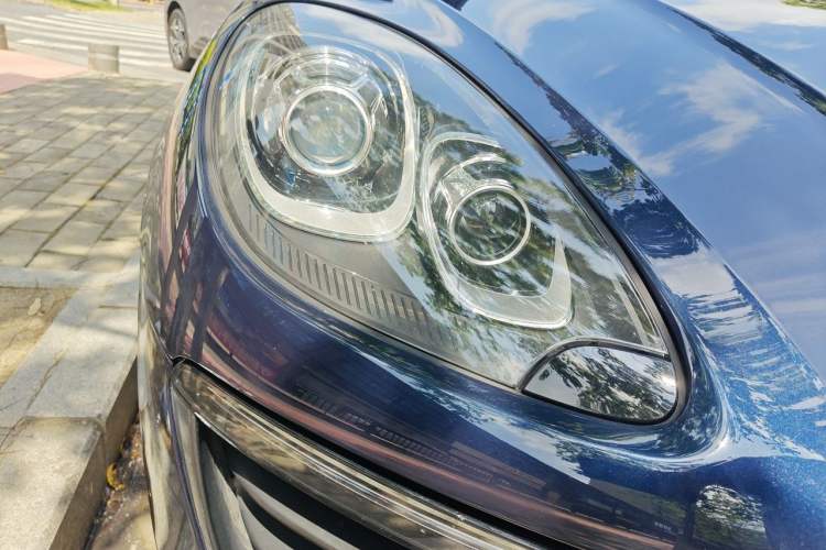 Used Porsche Macan 2017 Macan 2.0T Right Front Headlight