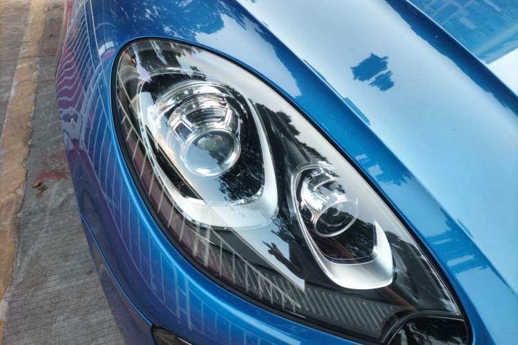 Used Porsche Macan 2017 Macan 2.0T Right Front Headlight
