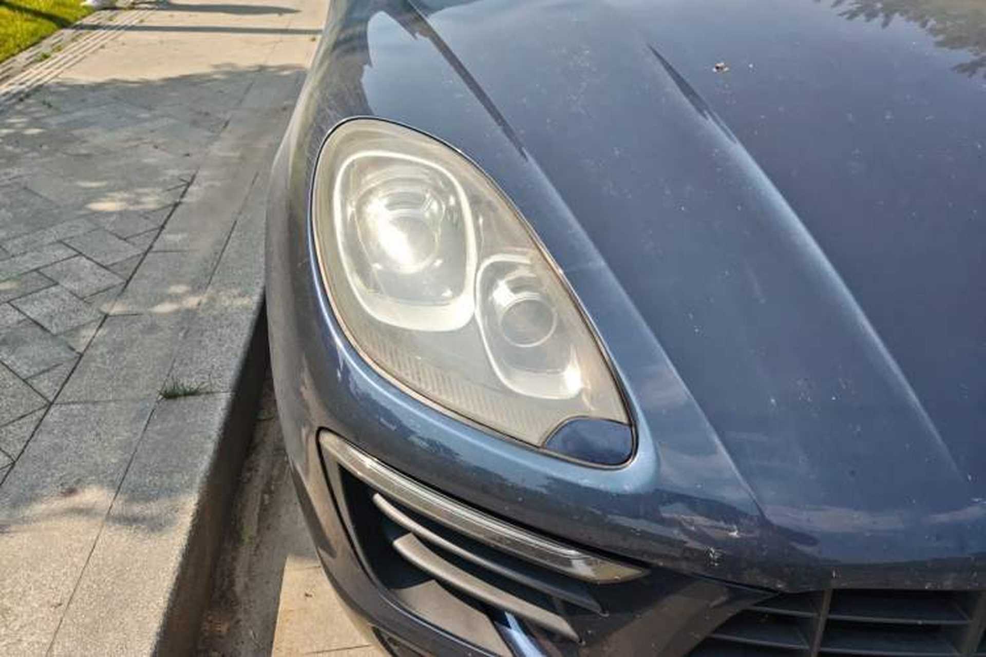 Used Porsche Macan 2017 Macan 2.0T Right Front Headlight