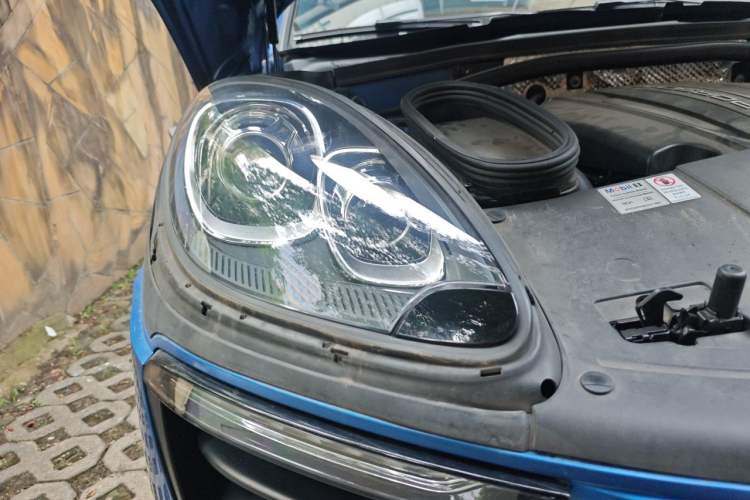 Used Porsche Macan 2017 Macan 2.0T Right Front Headlight