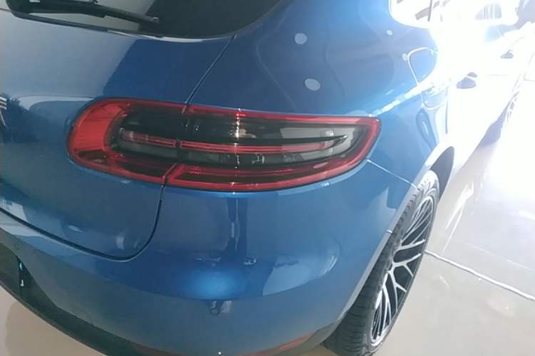 Used Porsche Macan 2017 Macan S 3.0T Right Rear Taillight