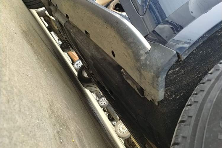 Used Porsche Macan 2017 Macan 2.0T Right Side Sill