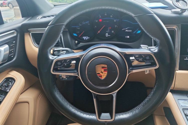 Used Porsche Macan 2017 Macan 2.0T Steering Wheel