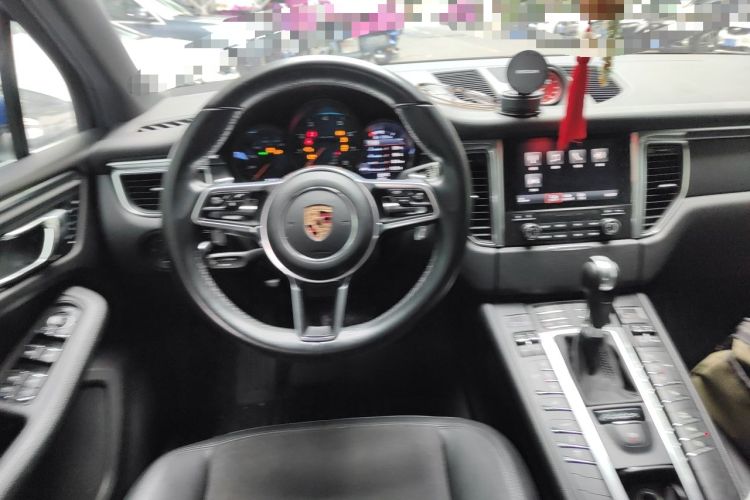 Used Porsche Macan 2017 Macan 2.0T Steering Wheel