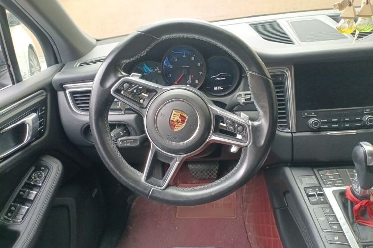 Used Porsche Macan 2017 Macan 2.0T Steering Wheel