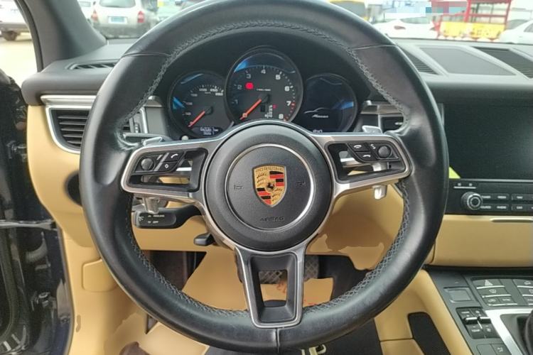Used Porsche Macan 2017 Macan 2.0T Steering Wheel
