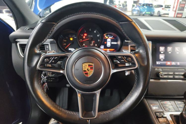 Used Porsche Macan 2017 Macan 2.0T Steering Wheel