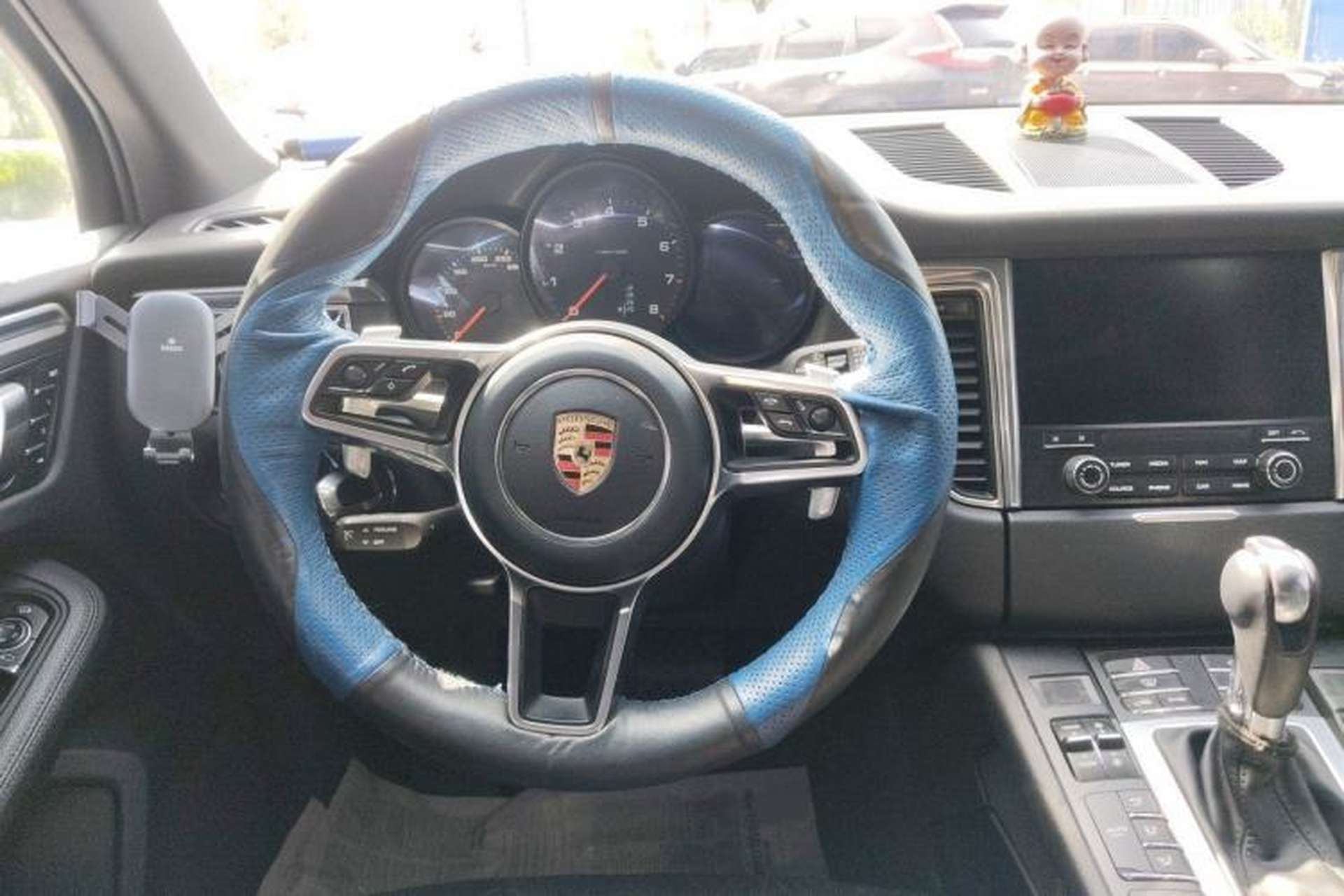 Used Porsche Macan 2017 Macan 2.0T Steering Wheel