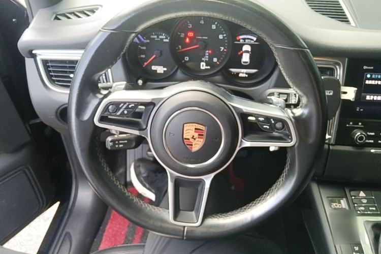 Used Porsche Macan 2017 Macan 2.0T Steering Wheel