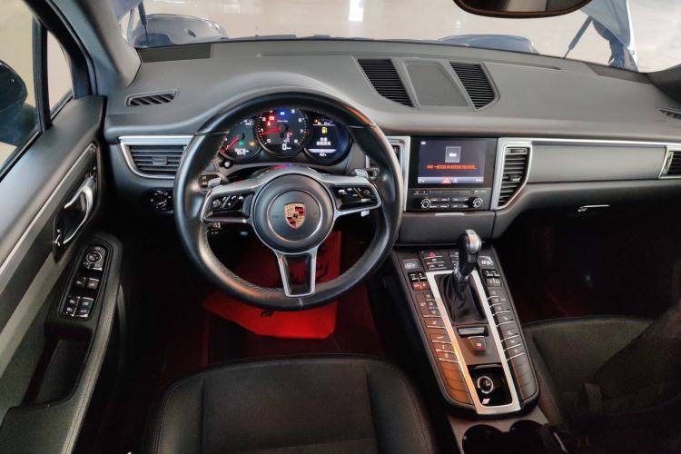 Used Porsche Macan 2017 Macan 2.0T Steering Wheel