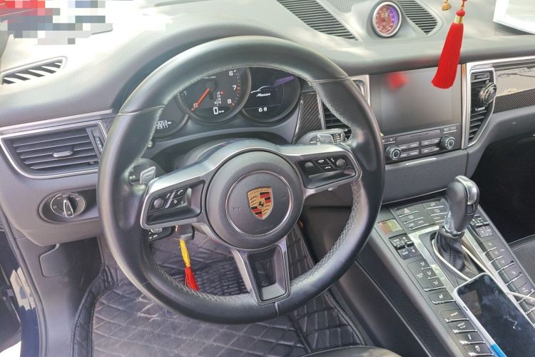 Used Porsche Macan 2017 Macan 2.0T Steering Wheel