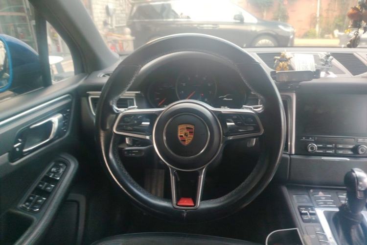 Used Porsche Macan 2017 Macan 2.0T Steering Wheel