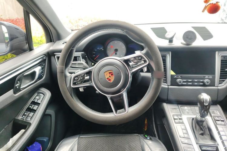 Used Porsche Macan 2017 Macan S 3.0T Steering Wheel