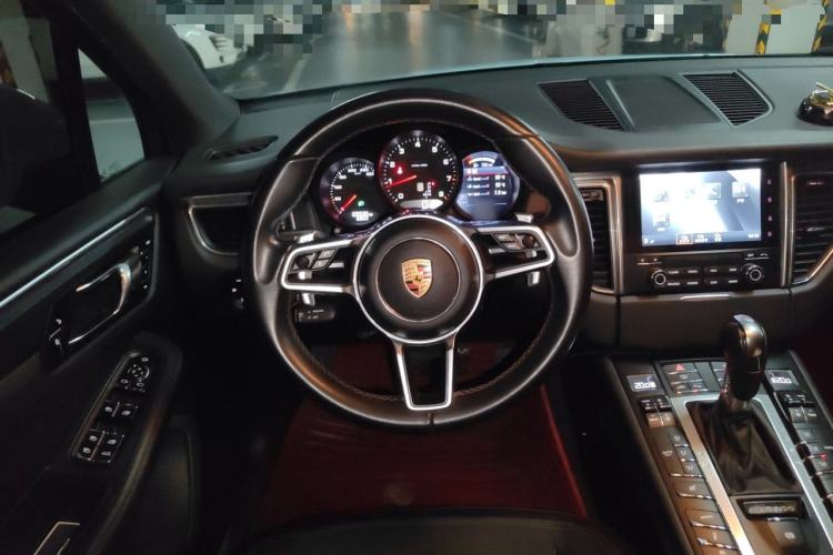 Used Porsche Macan 2017 Macan 2.0T Steering Wheel
